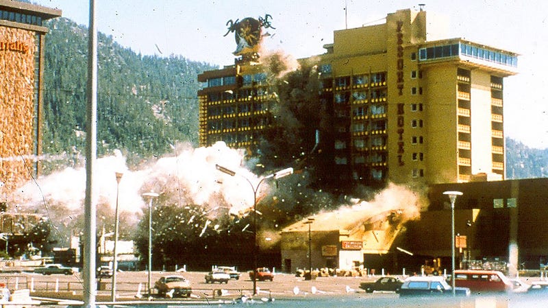 Imagen: Momento de la explosión el 27 de agosto de 1980. Wikimedia Commons