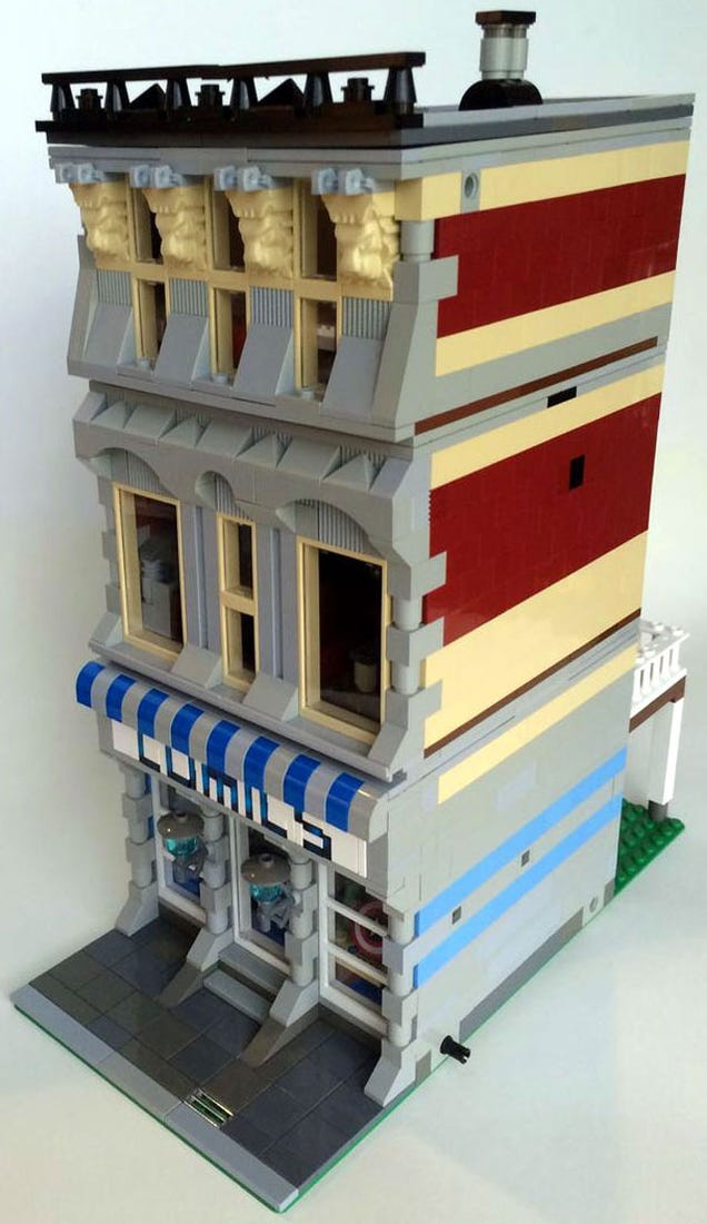 This Lego comic book store has a perfect place to live