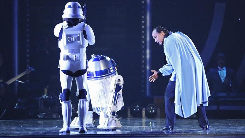 Illustration for article titled Billy Dee Williams already did a Star Wars dance on Dancing With The Stars
