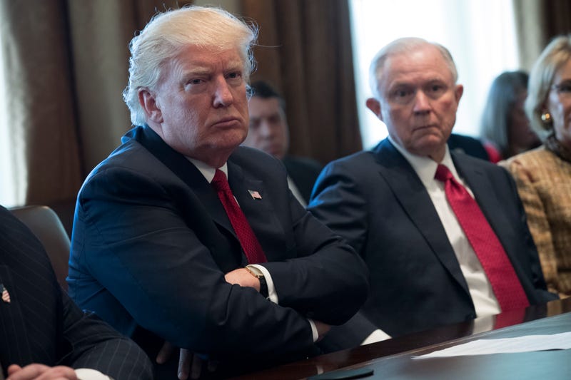 Illustration for article titled Trump Hates Jeff Sessions So Much That He Talked to His Chief of Staff About Replacing Him: Report