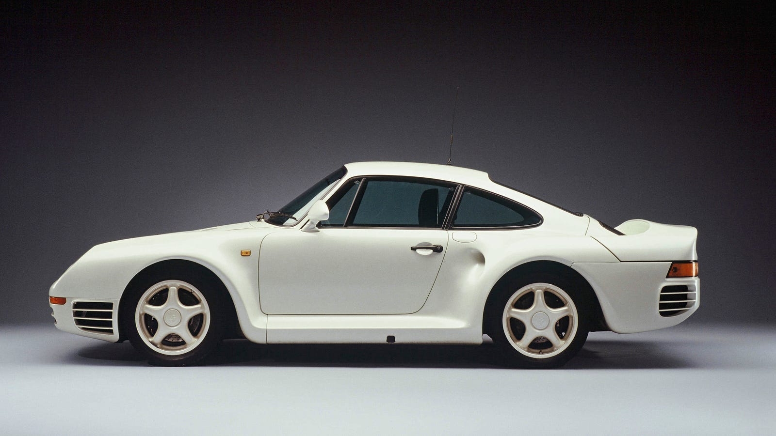 Porsche Is 3D Printing Hard-To-Find Parts For The 959 And Other Classics