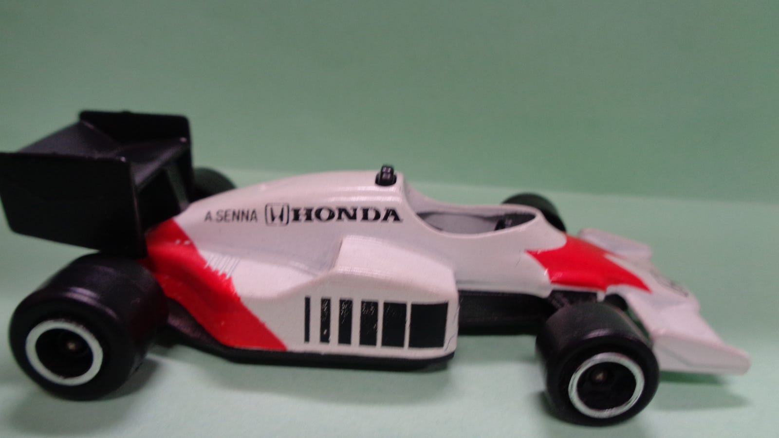 majorette mclaren senna