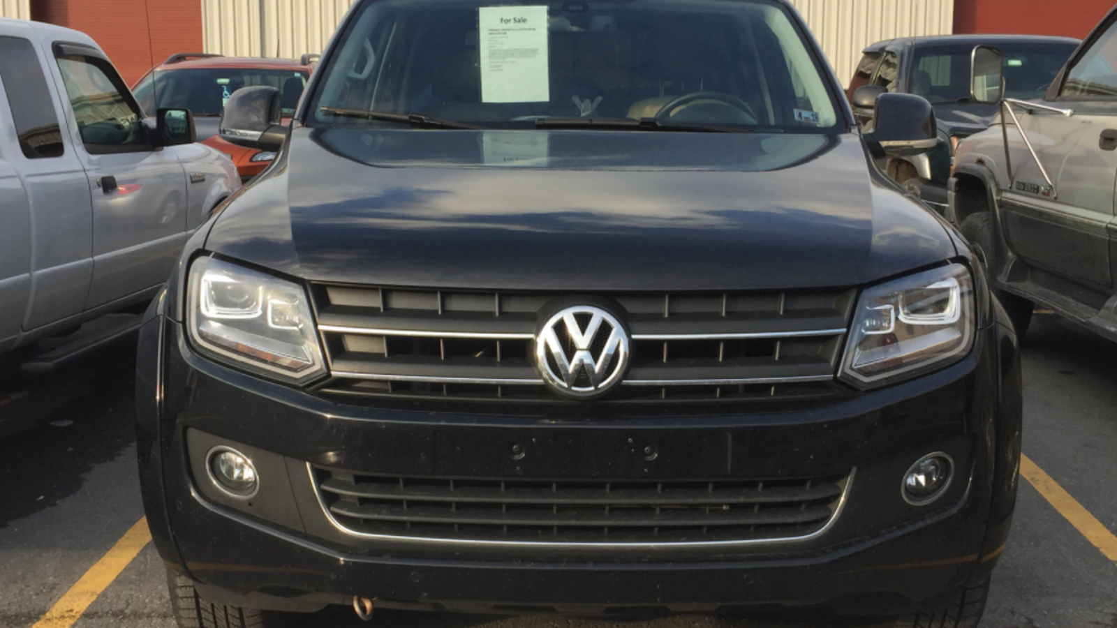 There's An Awesome Volkswagen Amarok For Sale In The U.S. But You