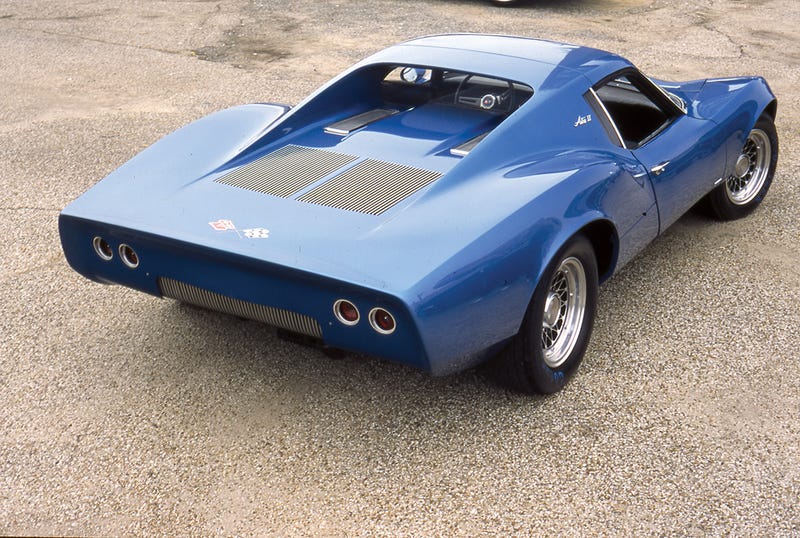 Illustration for article titled A Comprehensive History of Corvette Concepts and Prototypes