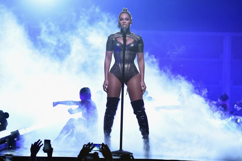 Country Music Fans Outraged Over Beyoncé CMA Performance