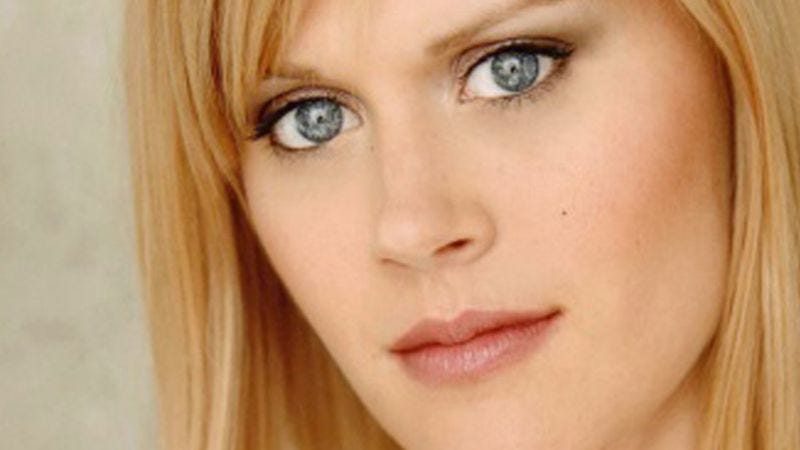 Illustration for article titled The Legend Of Korra lead Janet Varney talks fun with fandom and strong female leads