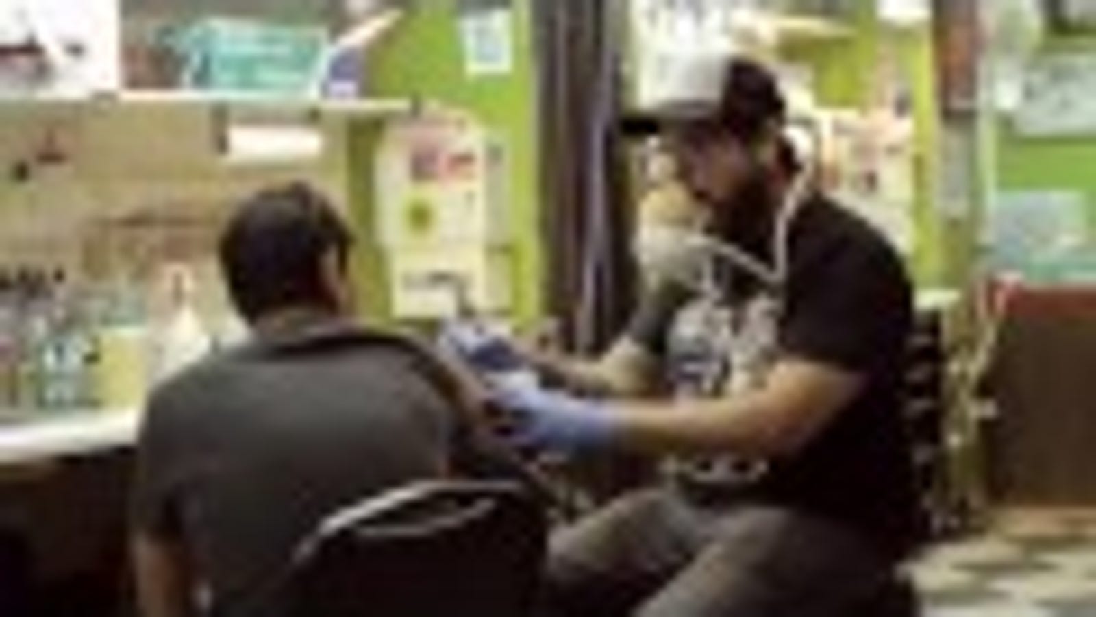Burger King inventa un accesorio para comer hamburguesas sin manos