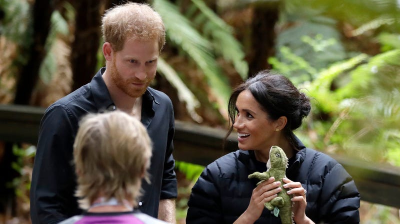 Illustration for article titled Prince Harry Reportedly Feels 'Imprisoned' in Kensington Palace