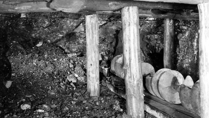 Illustration for article titled Why Not Move Into an Abandoned Mine Instead?