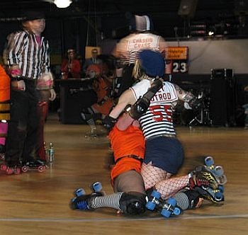 Illustration for article titled HS Championship Game Delayed Due to Lack of Referees