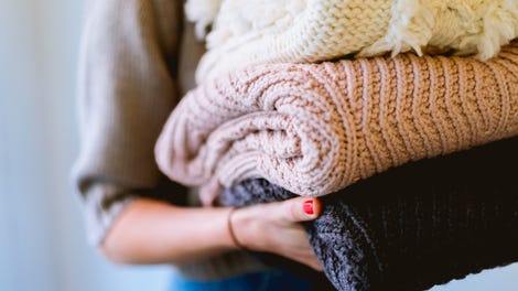 Donate Your Old Comforter And Pillows To An Animal Shelter