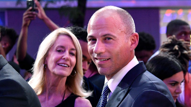 Illustration for article titled Of course Michael Avenatti wormed his way into the Allison Mack sex cult case