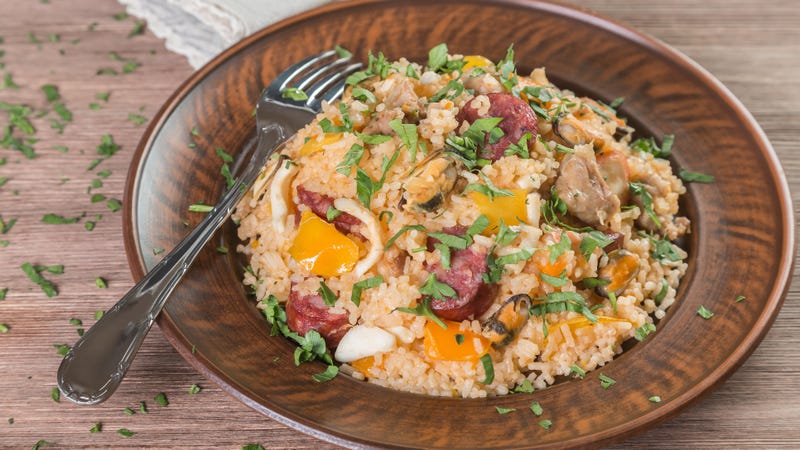 Illustration for article titled Jambalaya tips, tricks, and secrets from the New Orleans food authority