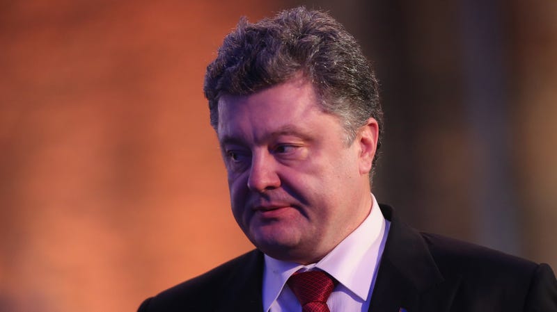 Illustration for article titled Ukraine Ex-President Accused of Ripping Out Sensitive Servers From Situation Room Before Leaving Office