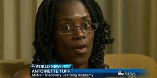Antoinette Tuff (ABC News screenshot)