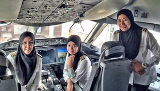 Illustration for article titled First All Woman Royal Brunei Airlines Crew Flies to Saudi Arabia