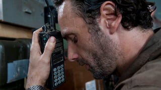 Illustration for article titled Rick finally meets someone crazier than he is in the best Walking Dead episode ever