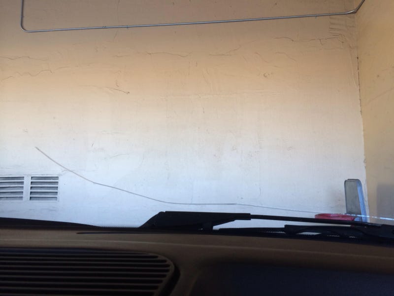Illustration for article titled Help! Windshield Crack Growing