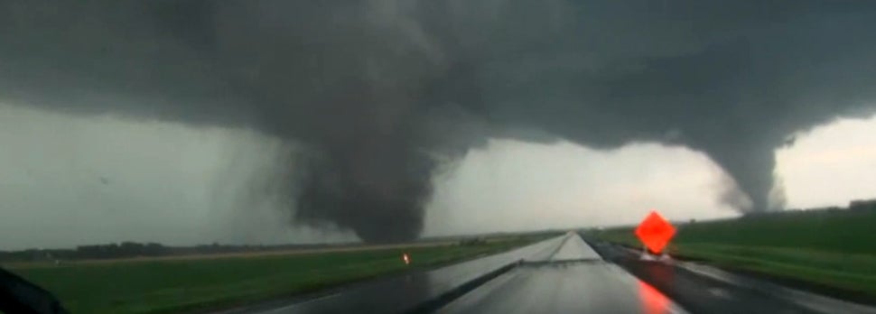 Raw video: Massive twin tornadoes touch down simultaneously in Nebraska