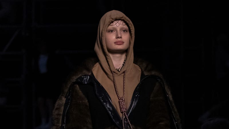 Illustration for article titled Burberry Removes Hoodie That Looks Like a Noose From Collection
