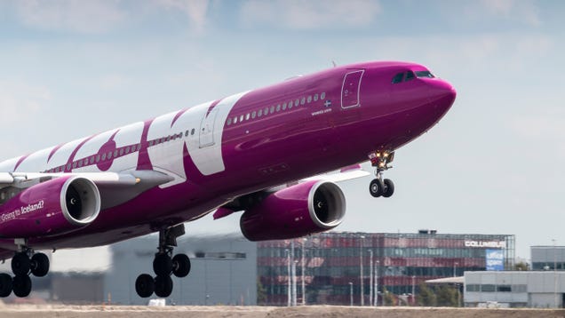 What to Do if You're Booked on a (Now Canceled) WOW Air Flight