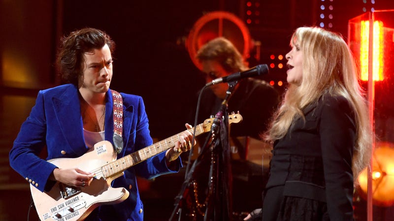 Illustration for article titled Stevie Nicks and Harry Styles are playing together again, and fans are getting eager for an album