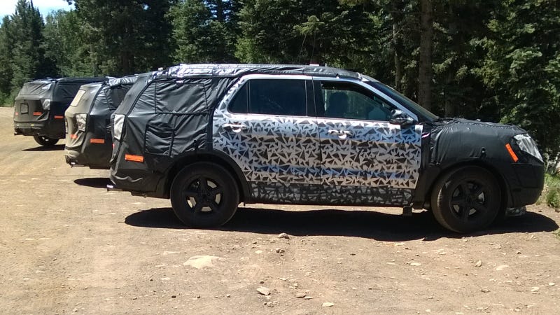 Illustration for article titled What's This Secret SUV Prototype Testing In Arizona?