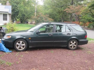 Illustration for article titled Found On Craigslist: SAAB 9-5 Wagon Project Car