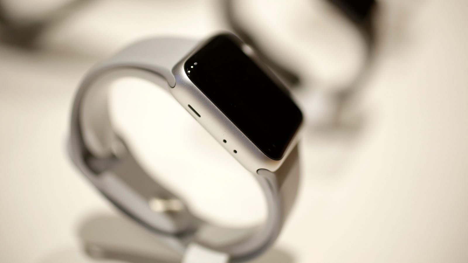 Report: Apple Once Again Extends Apple Watch Warranties, This Time for Battery Issues