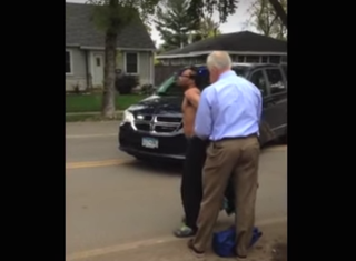 minn sparks handcuffed outrage larnie officers handcuffing attempt