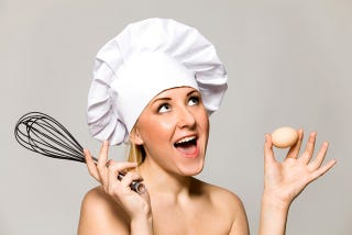 Illustration for article titled Someone In Hong Kong Hasn't Yet Learned The Hard Way About Frying Bacon Topless