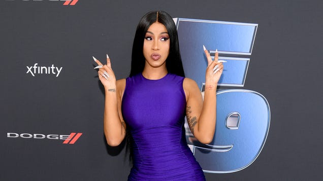Always on Trend: Fashion Nova and Cardi B Are Giving $1 Million to Individuals Affected by COVID-19