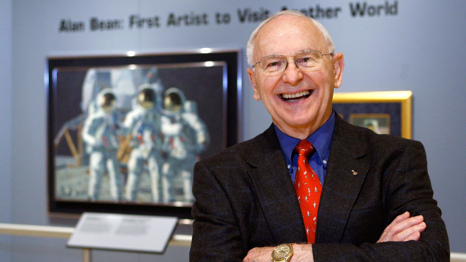 photo of Astronaut Alan Bean, the Fourth Man to Walk on the Moon, Has Died at 86 image