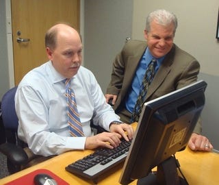 Illustration for article titled GM Rehires Fritz Henderson As $59K-Per-Month Consultant