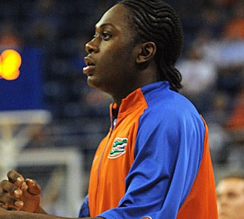 Illustration for article titled Ex-Florida Gator Would Like You To Know How Easy It Is For Athletes To Get Laid