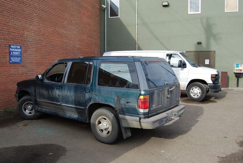 Illustration for article titled Don't Rely on a Bait Car - How to Protect Your Ride