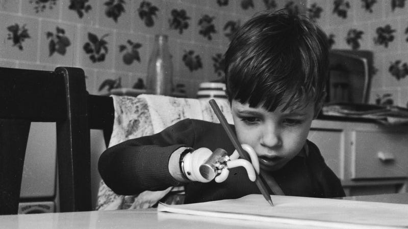 Illustration for article titled After 50 Years of Silence, Manufacturer Apologizes For The Whole Thalidomide Thing