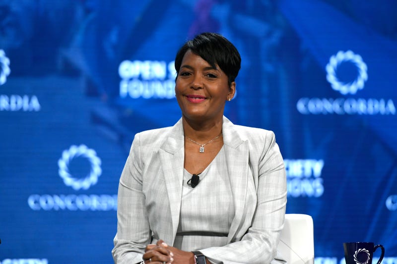 Illustration for article titled Atlanta Mayor Keisha Lance Bottoms on Super Bowl Preparedness, Kamala Harris and Her Non-Misdemeanor Mac and Cheese