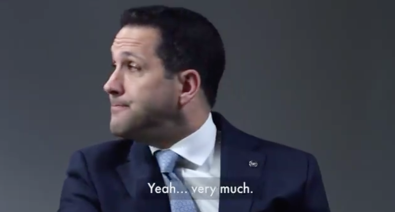 Illustration for article titled Adam Schefter Doing Ads For An NFL Sponsor Is So Embarrassing