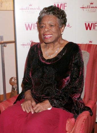 Illustration for article titled Rumors Swirl Over Maya Angelou's Health, Cameraman Files Police Report Against Sean Penn