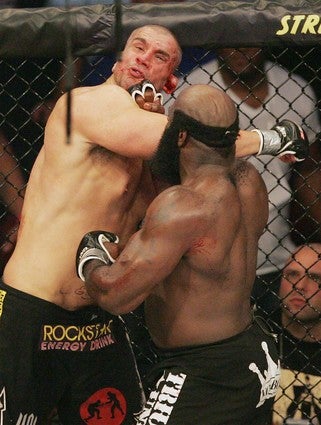 Illustration for article titled Kimbo Slice Fascinates And Titilates The World