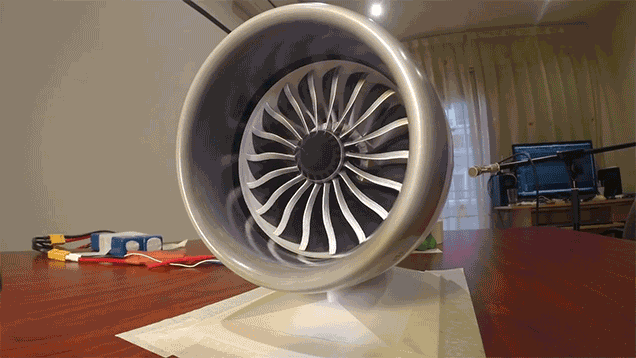 This 3D-Printed Working Model of a 787's Jet Engine Has Impressive Thrust