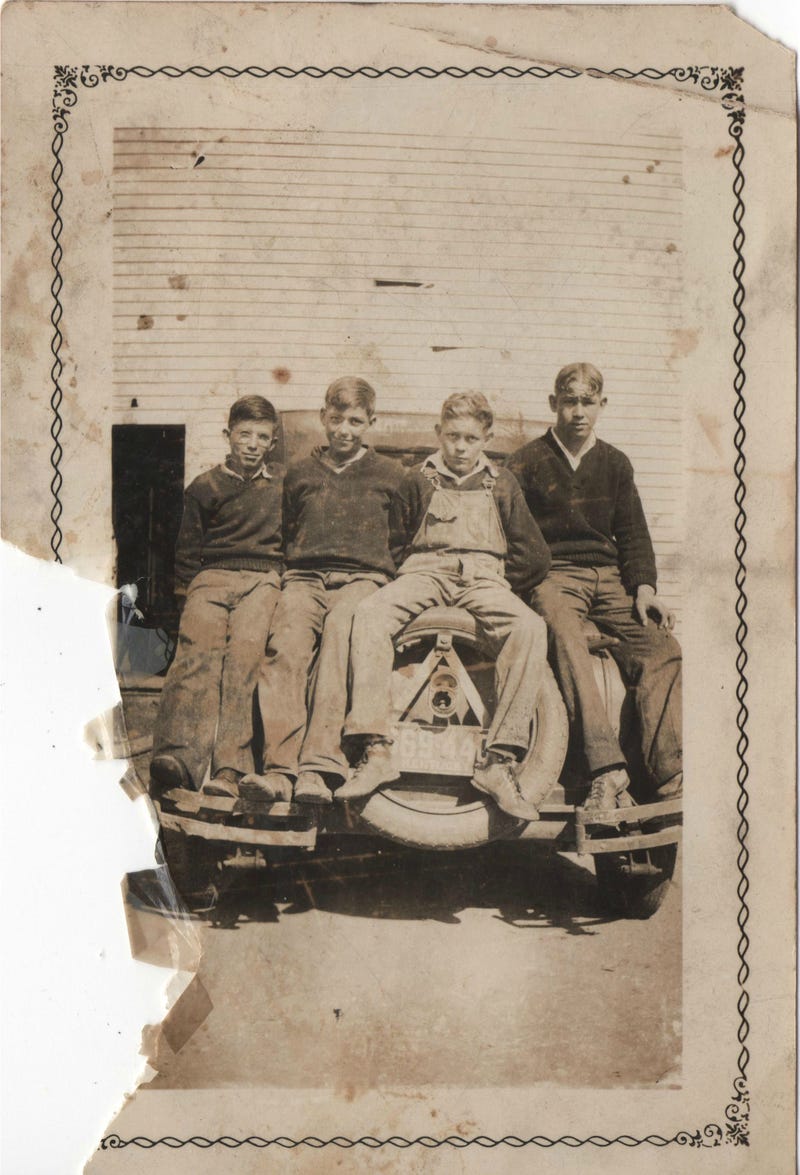 Illustration for article titled My Grandfather and 3 Other Badasses