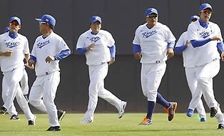 Illustration for article titled Ahead Of The WBC, Taiwan Sends Scouts Posing As Umpires To Spy On South Korean Team