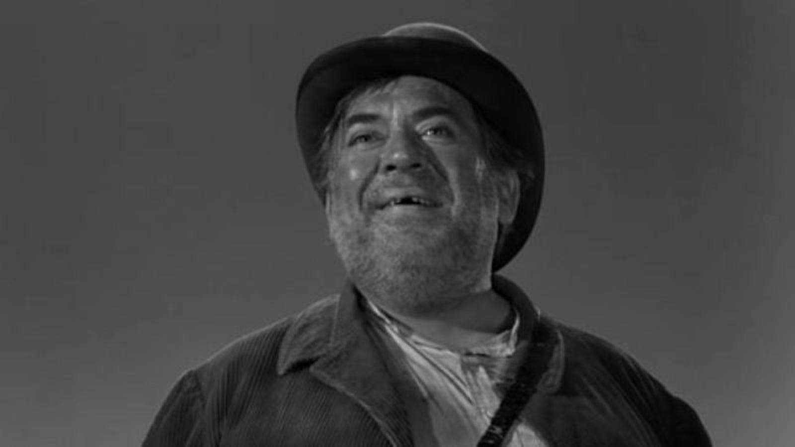 The Twilight Zone: “The Night Of The Meek”/“Dust”