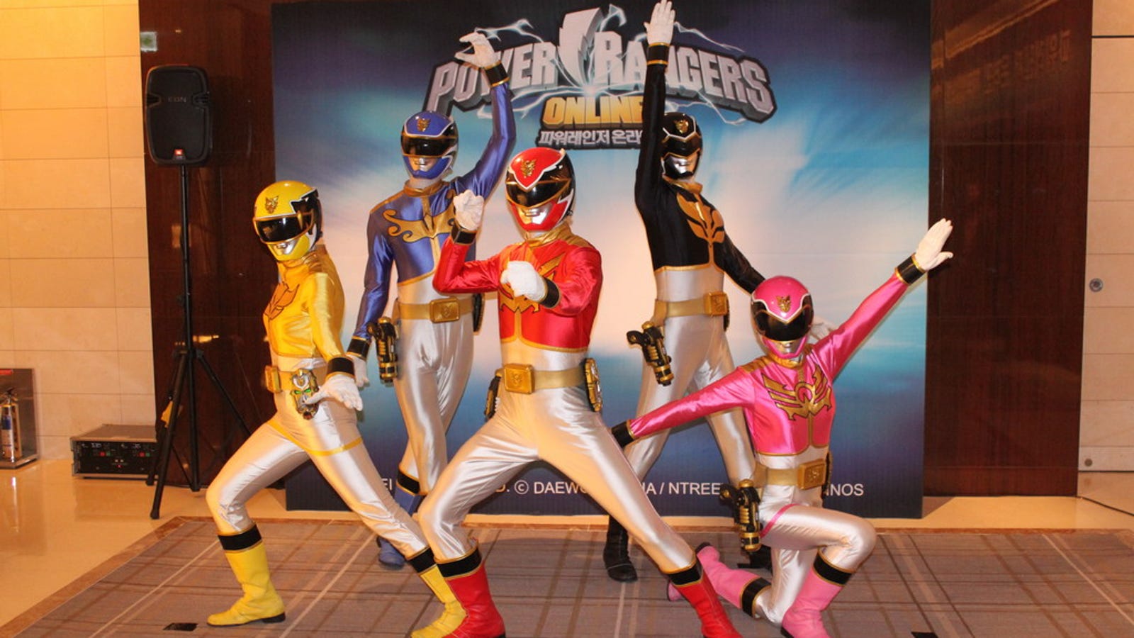 So, The Power Rangers Have an Online Game...