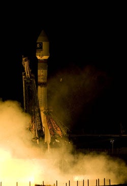 Illustration for article titled Europe Kicks Off Saturday Night With A Rocket Launch