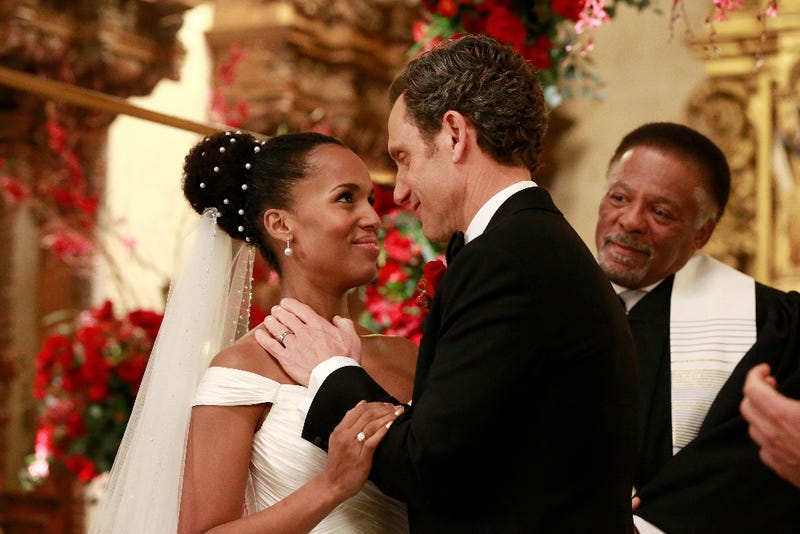 In an alternative universe, Olivia (Kerry Washington) and Fitz (Tony Goldwyn) tie the knot. (Mitch Haaseth/ABC)