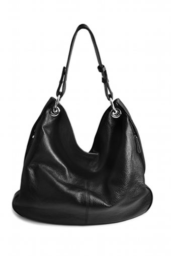 Illustration for article titled What Items Are "Essentials" For Your Purse?