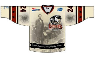 Illustration for article titled This Abe Lincoln-Inspired Hockey Jersey Is A Thing To Behold